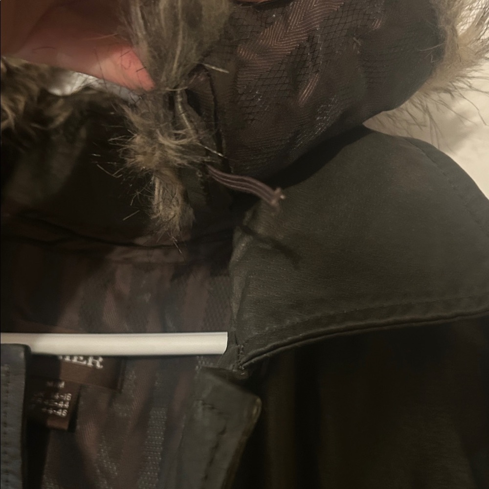 Danier Women's Brown Leather Jacket with Fur Collar - Picture 11 of 13